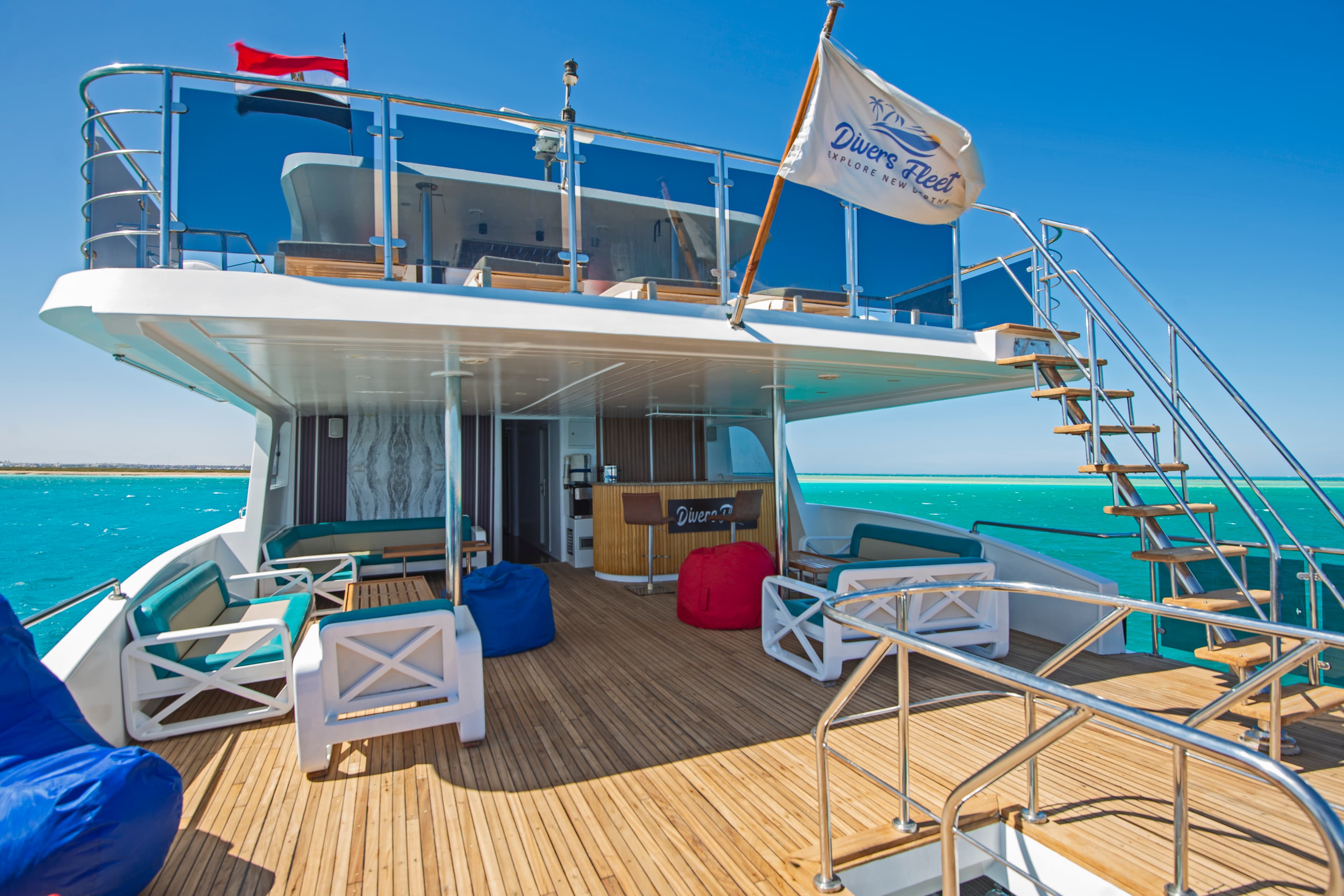 Exterior view of the M/Y Dolce Vita